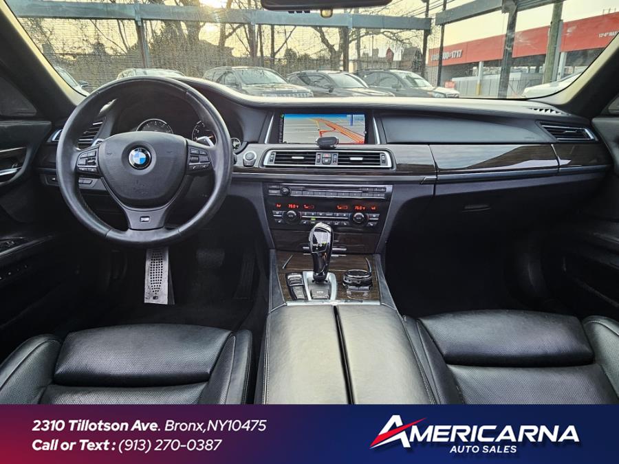 2016 BMW 7-Series 4dr Sdn 750i xDrive AWD photo