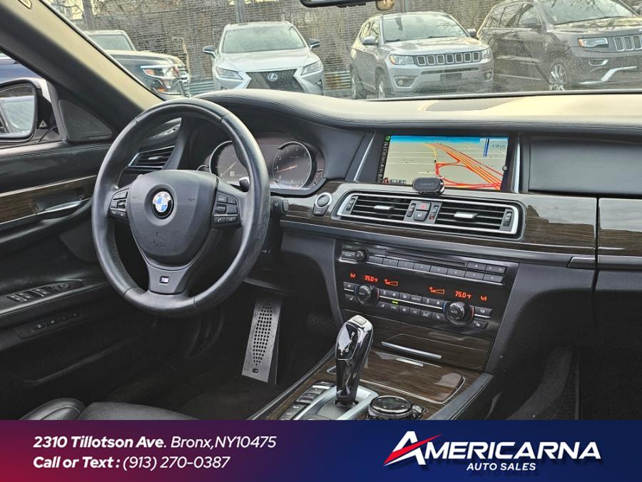 2016 BMW 7-Series 4dr Sdn 750i xDrive AWD photo