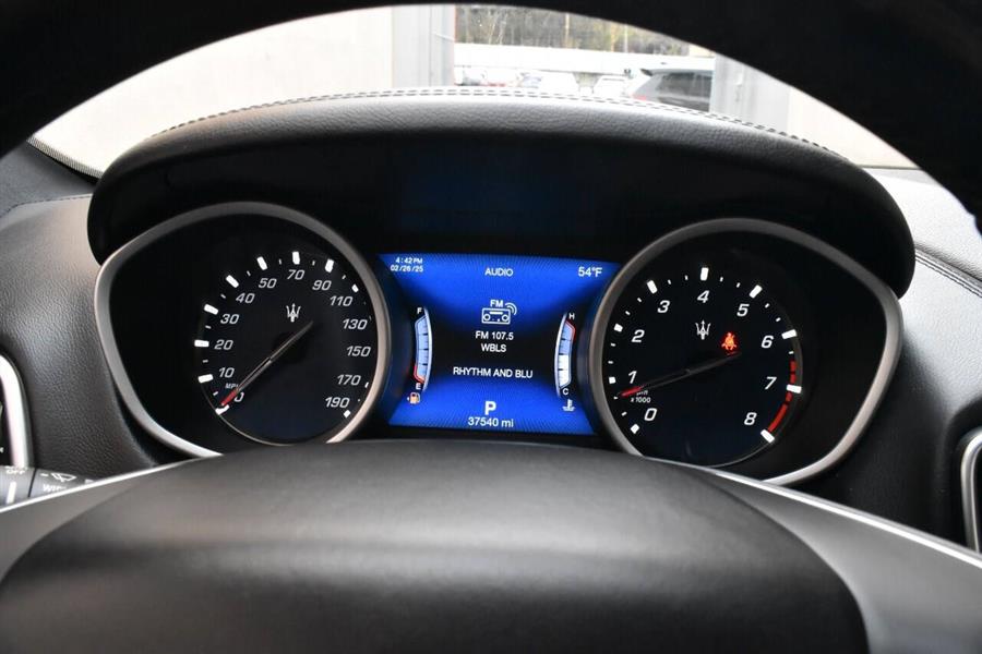 2018 Maserati Ghibli SQ4 AWD 4dr Sedan photo