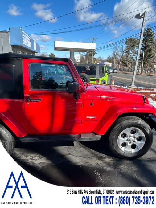 2015 Jeep Wrangler 4WD 2dr Sahara photo