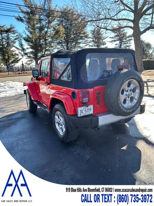 2015 Jeep Wrangler 4WD 2dr Sahara photo