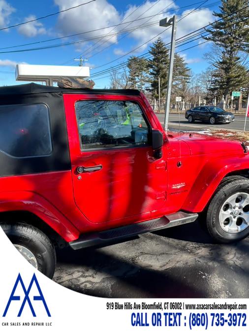 2015 Jeep Wrangler 4WD 2dr Sahara photo