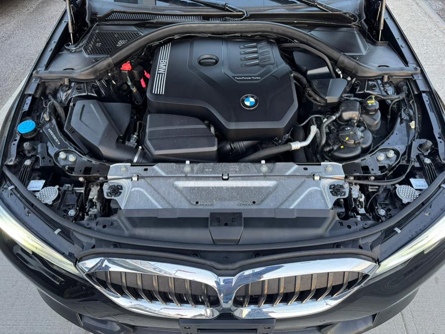 2022 BMW 3-Series 330i xDrive Sedan North Americ photo
