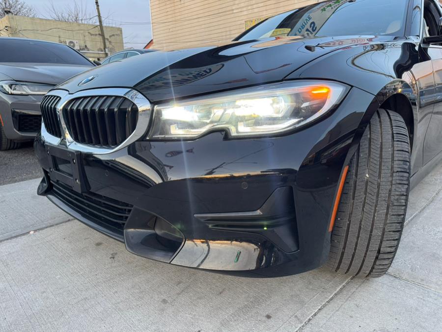 2022 BMW 3-Series 330i xDrive Sedan North Americ photo