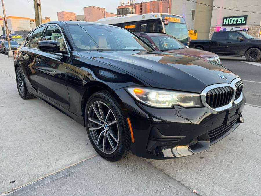 2022 BMW 3-Series 330i xDrive Sedan North Americ photo