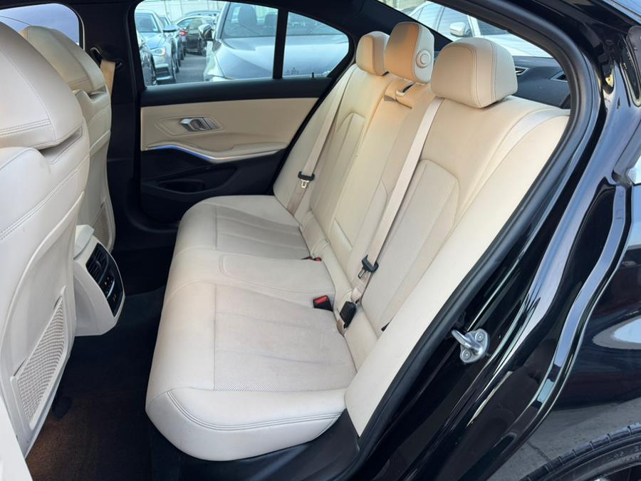 2022 BMW 3-Series 330i xDrive Sedan North Americ photo