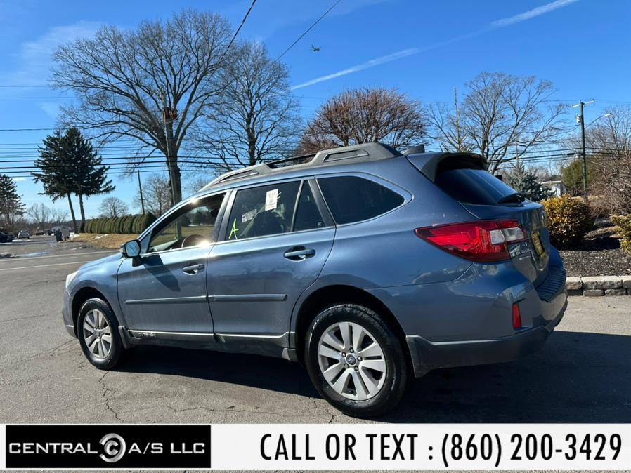 2017 Subaru Outback 2.5i Premium photo