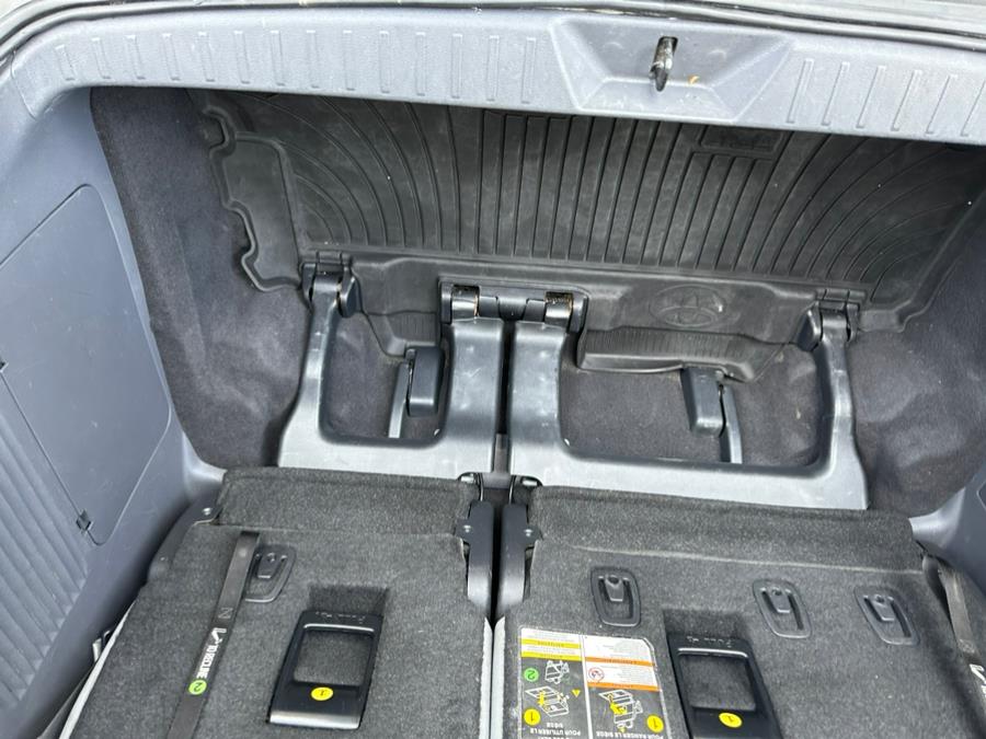 2021 Toyota Sienna XLE FWD 8-Passenger (Natl) photo