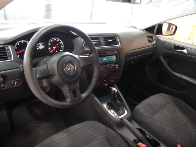 2013 Volkswagen Jetta photo