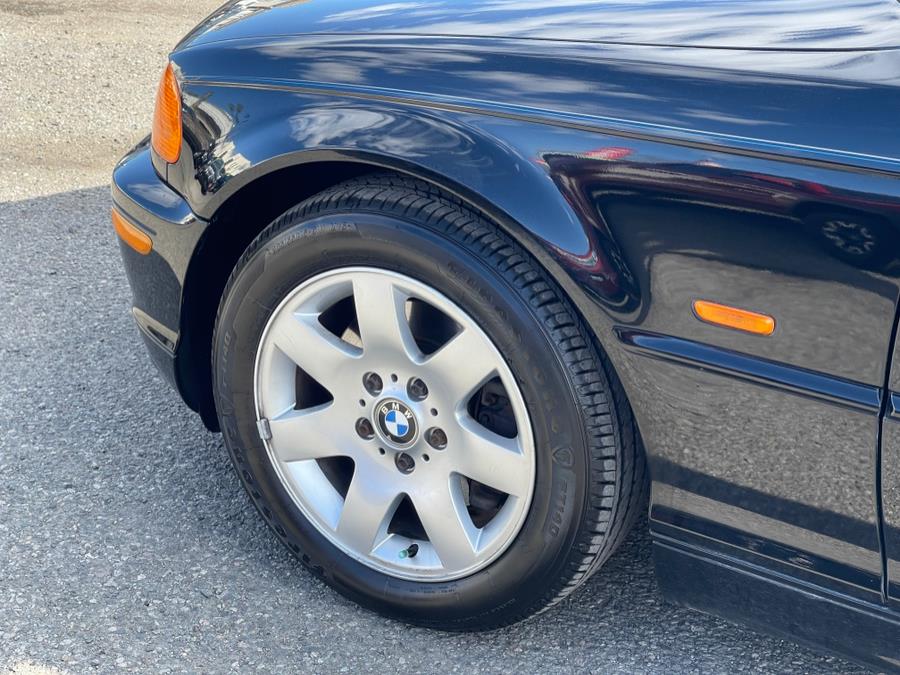 2001 BMW 3-Series 325Ci photo