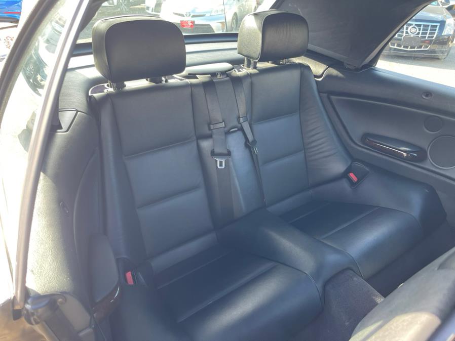 2001 BMW 3-Series 325Ci photo