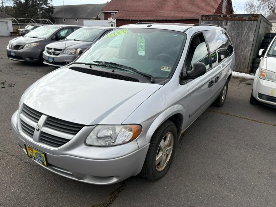 2006 Dodge Grand Caravan SE photo