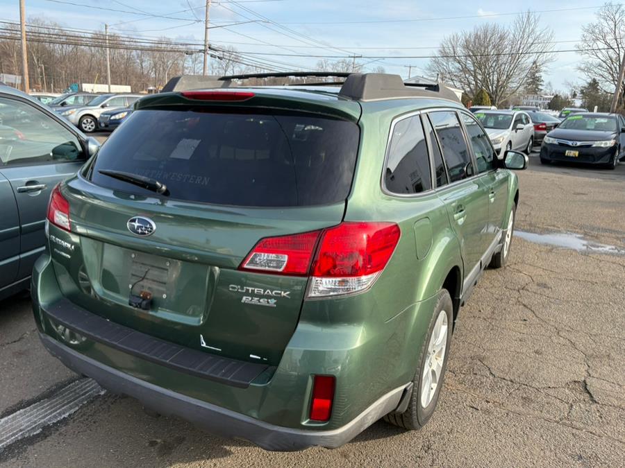2010 Subaru Outback 2.5i Limited photo
