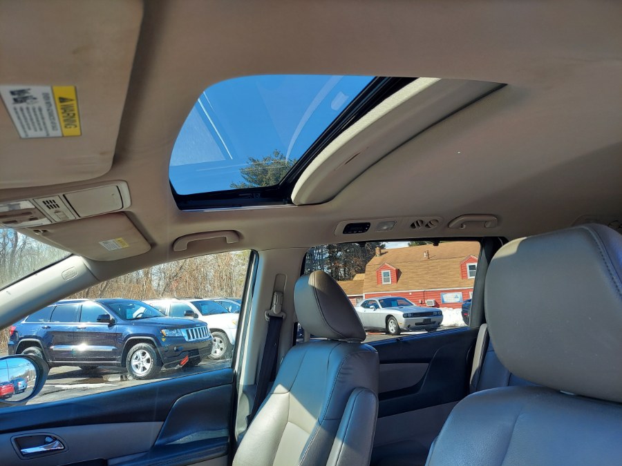 2015 Honda Odyssey 5dr EX-L photo