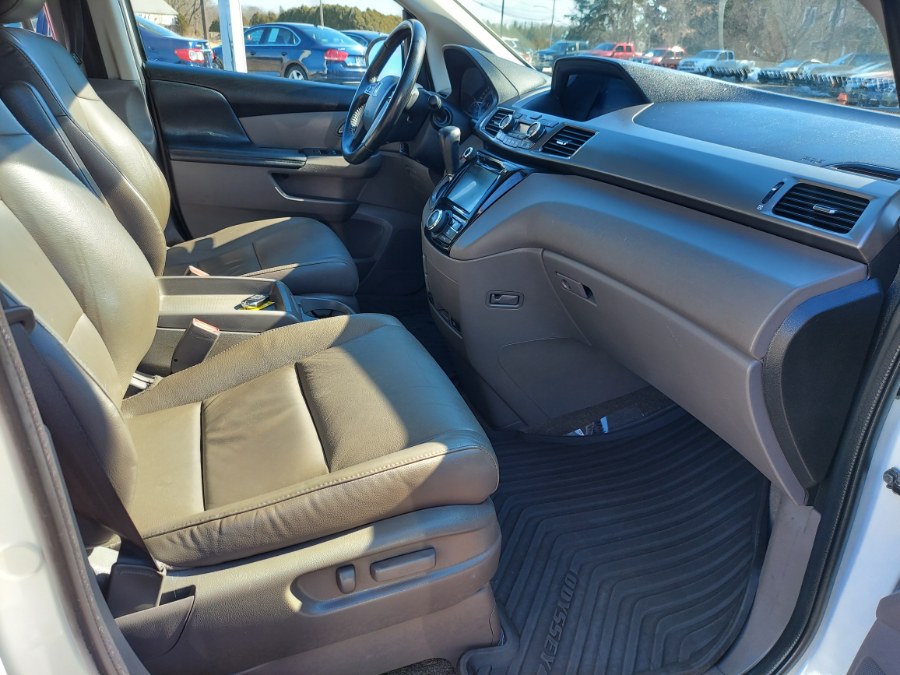 2015 Honda Odyssey 5dr EX-L photo