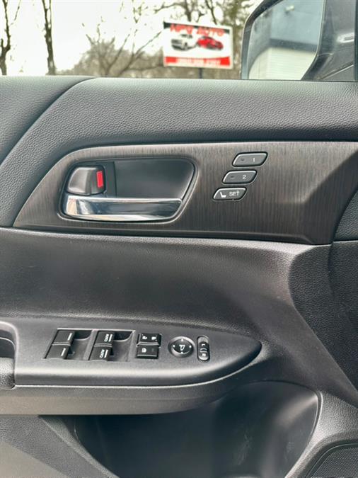 2015 Honda ACCORD SEDAN 4dr V6 Auto EX-L photo