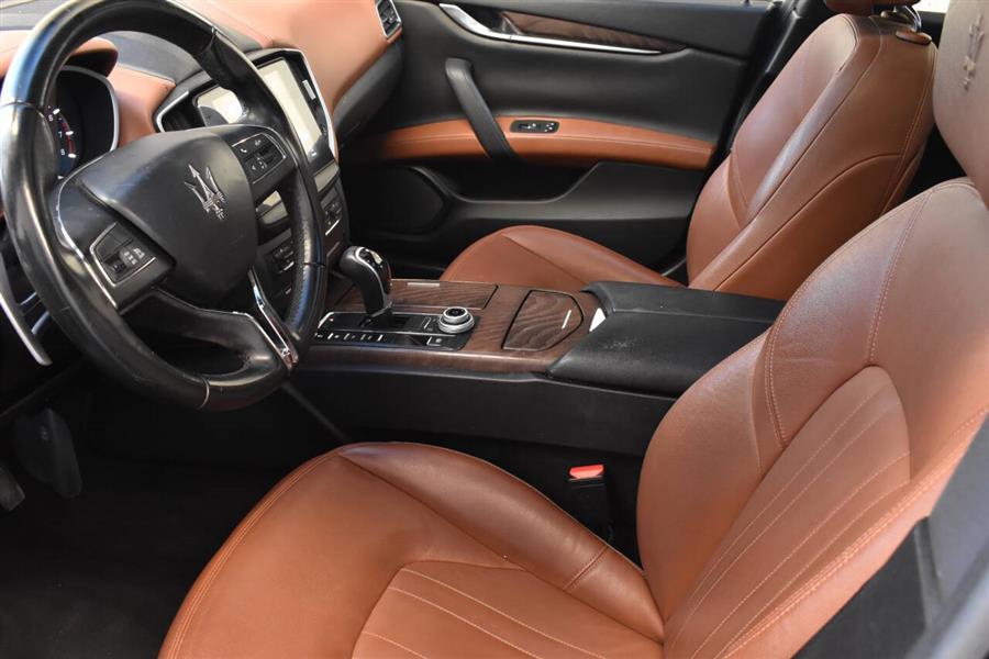 2018 Maserati Ghibli SQ4 AWD 4dr Sedan photo