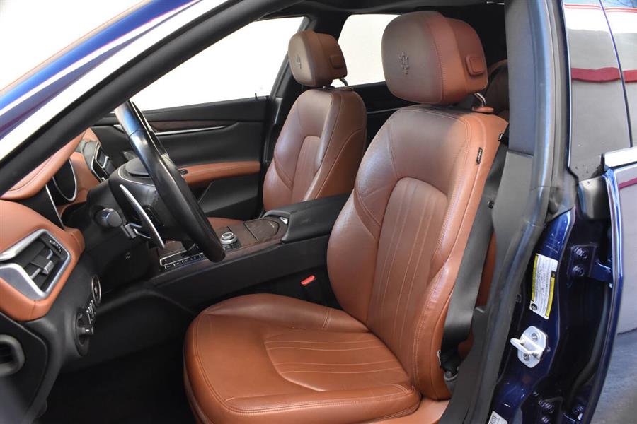 2018 Maserati Ghibli SQ4 AWD 4dr Sedan photo