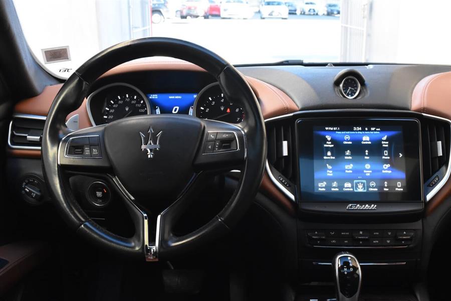 2018 Maserati Ghibli SQ4 AWD 4dr Sedan photo