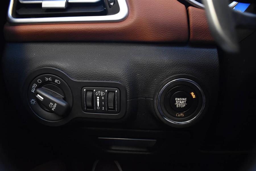 2018 Maserati Ghibli SQ4 AWD 4dr Sedan photo