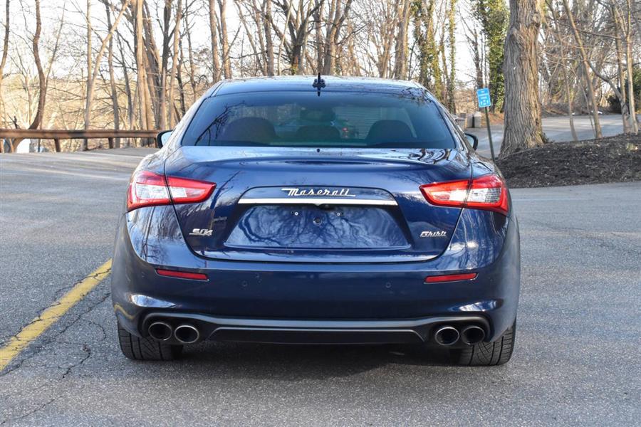 2018 Maserati Ghibli SQ4 AWD 4dr Sedan photo