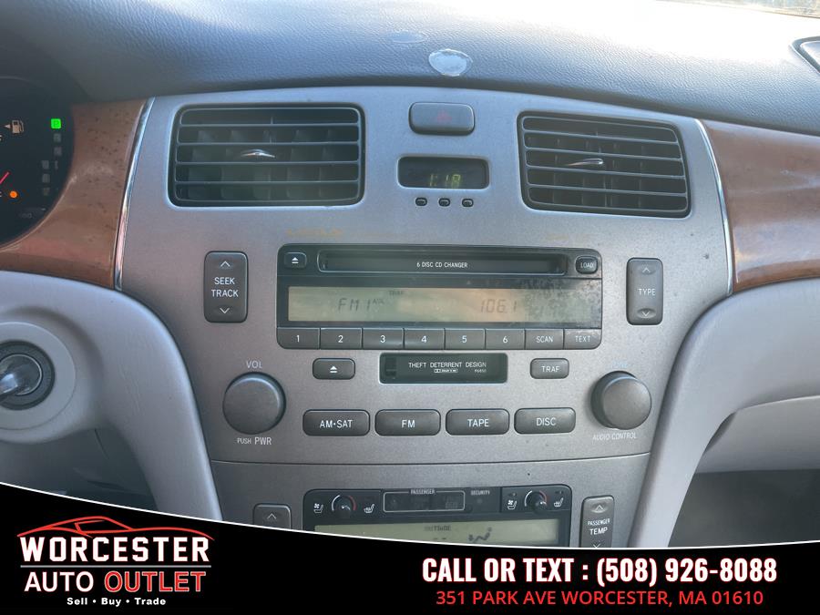 2005 Lexus ES 330 photo