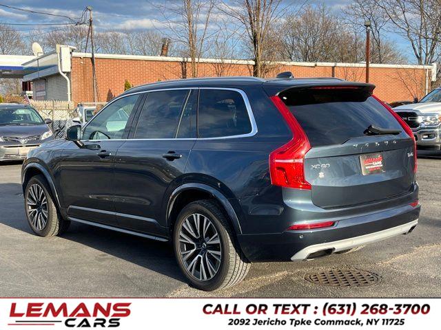 2020 Volvo XC90 T6 Momentum photo