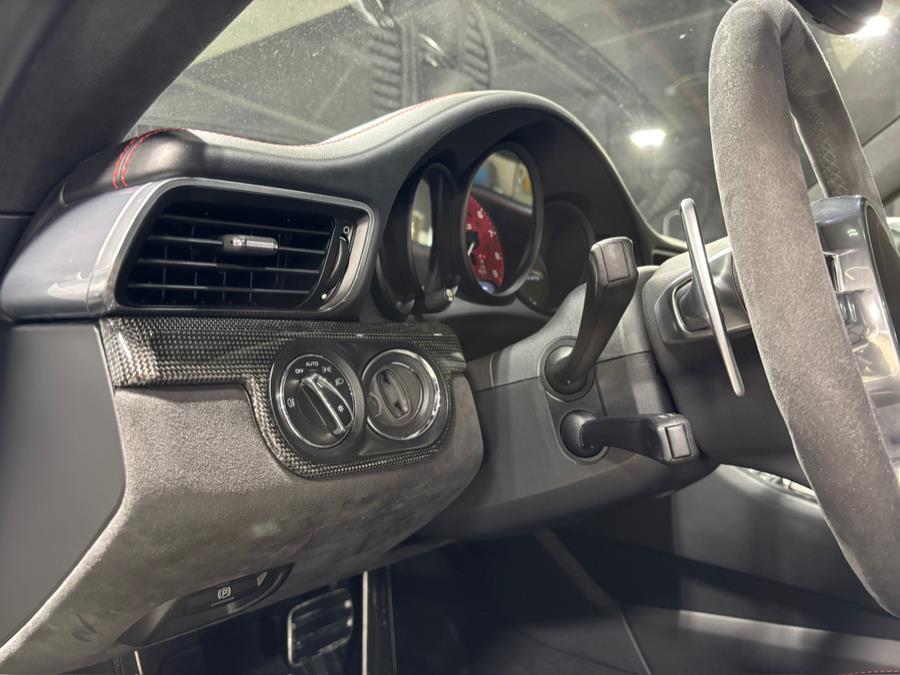 2015 Porsche 911 2dr Cpe Carrera GTS photo