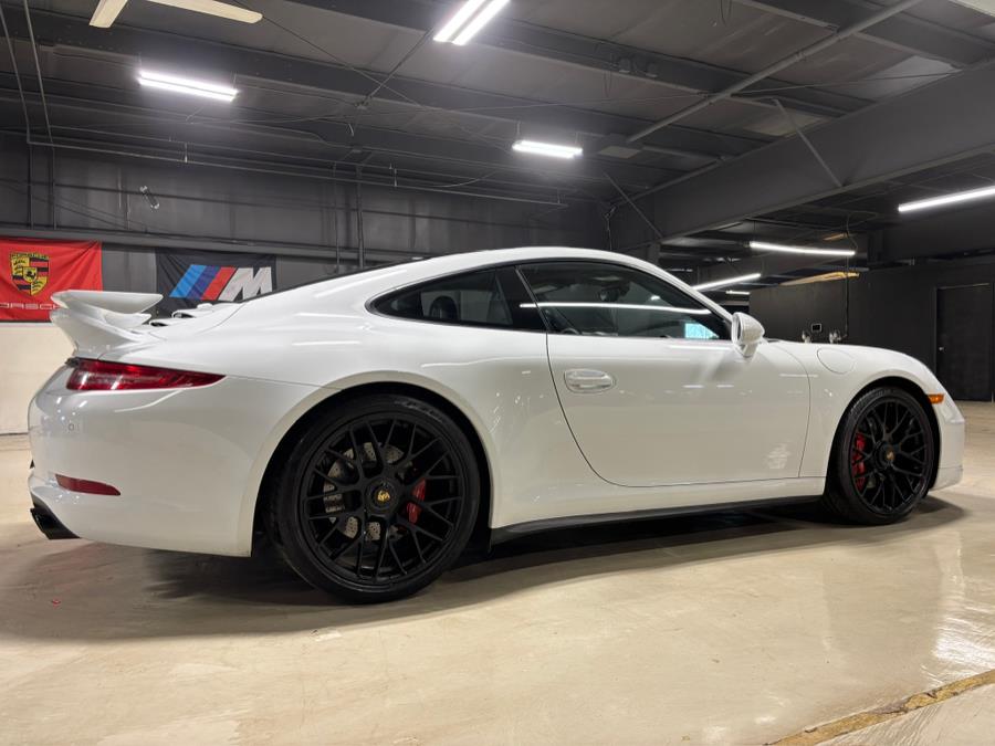 2015 Porsche 911 2dr Cpe Carrera GTS photo