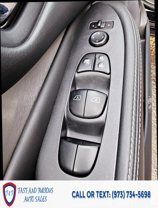 2020 Nissan Murano SV Sport Utility 4D photo