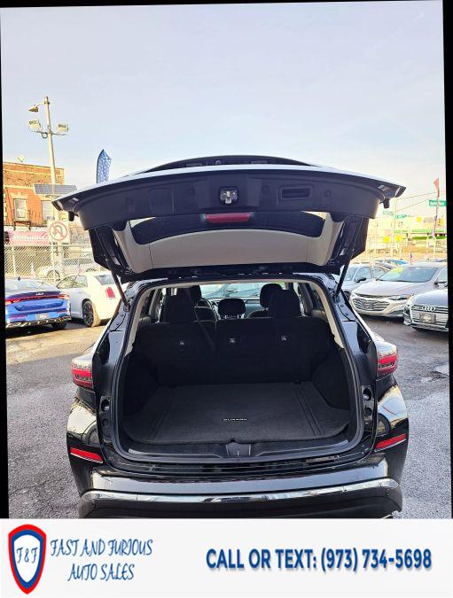 2020 Nissan Murano SV Sport Utility 4D photo
