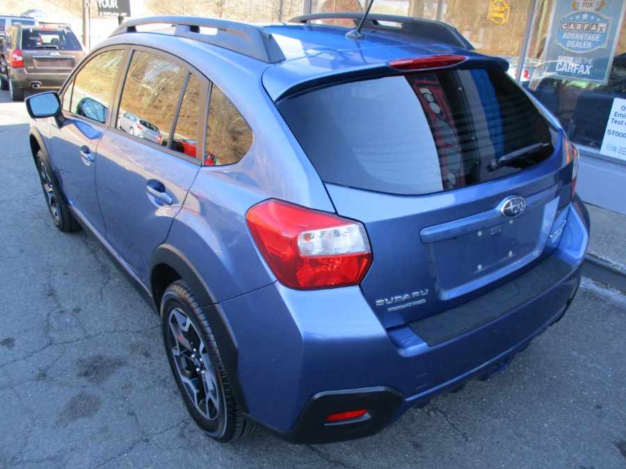 2016 Subaru Crosstrek 5dr CVT 2.0i Premium photo