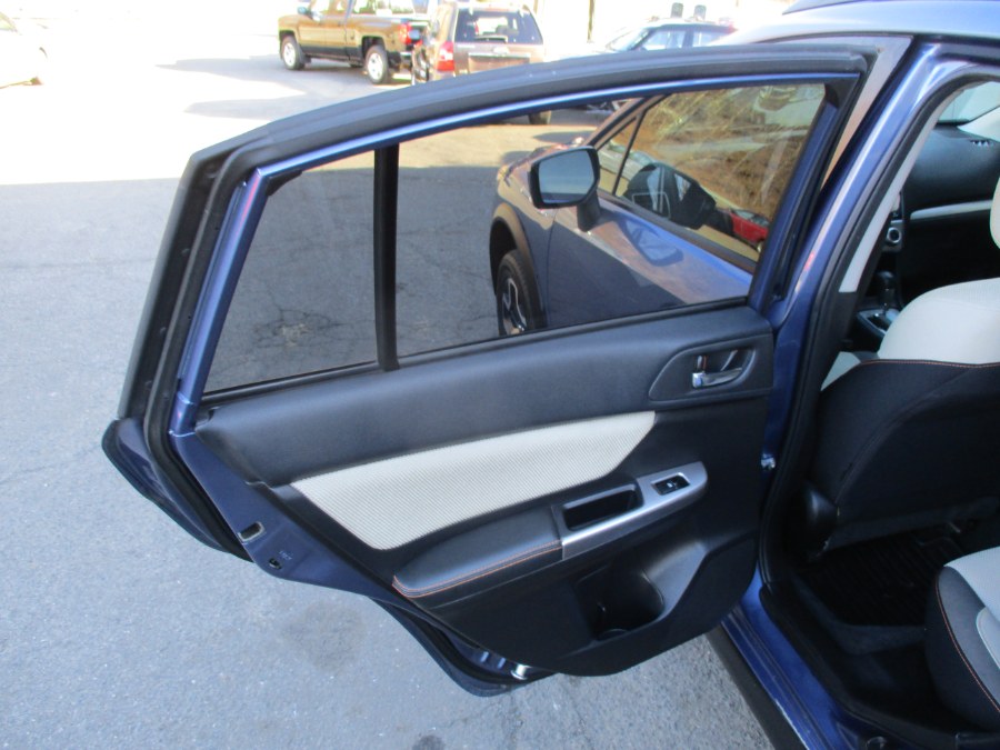 2016 Subaru Crosstrek 5dr CVT 2.0i Premium photo