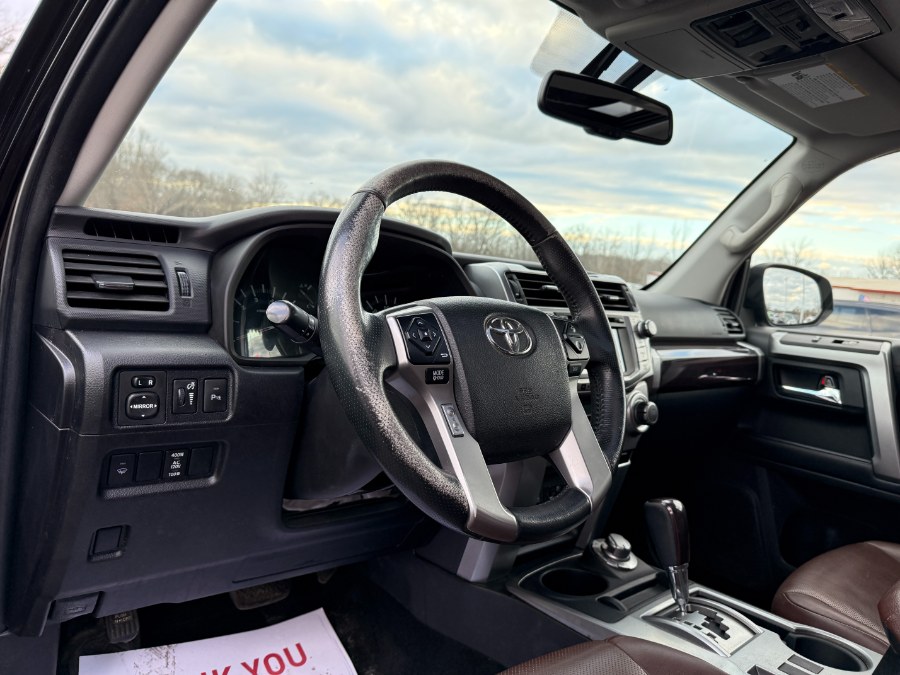 2016 Toyota 4Runner 4WD 4dr V6 Limited (Natl) photo