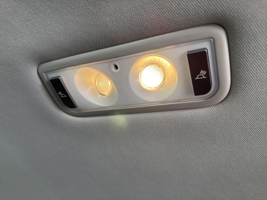 2019 Acura MDX w/Advance Pkg photo