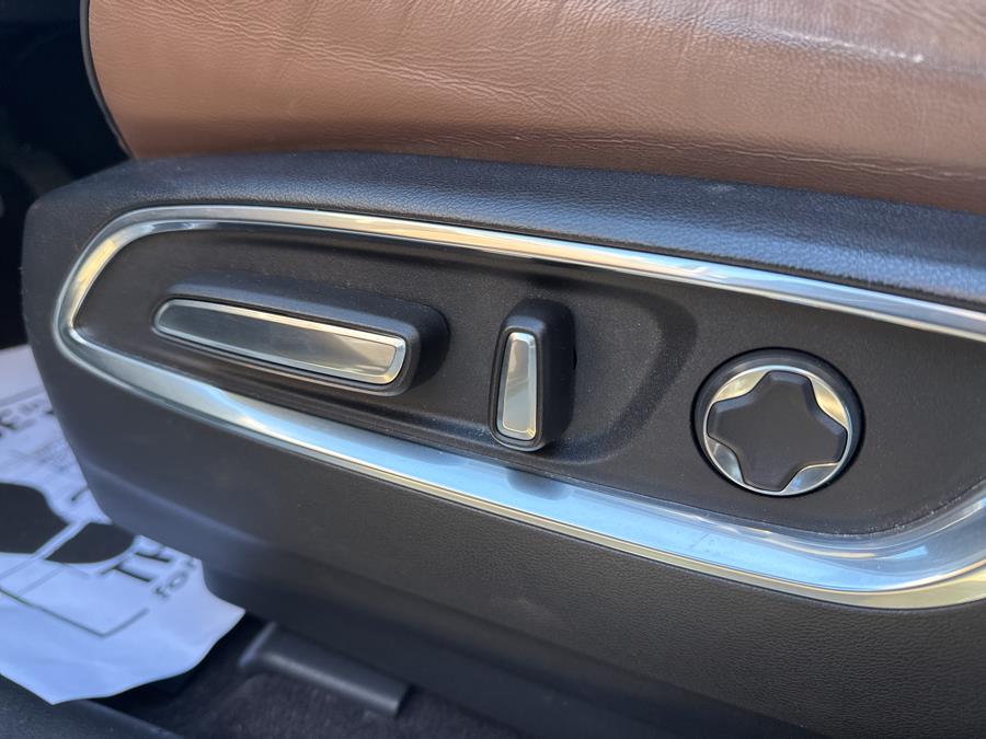2019 Acura MDX w/Advance Pkg photo