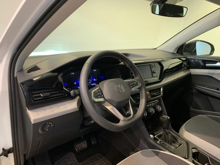 2023 Volkswagen Taos S FWD photo