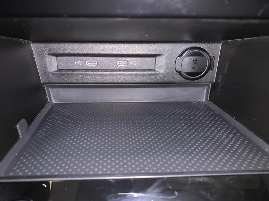 2023 Volkswagen Taos S FWD photo