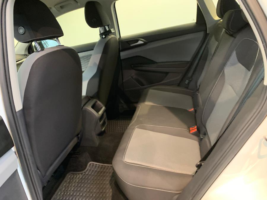 2023 Volkswagen Taos S FWD photo