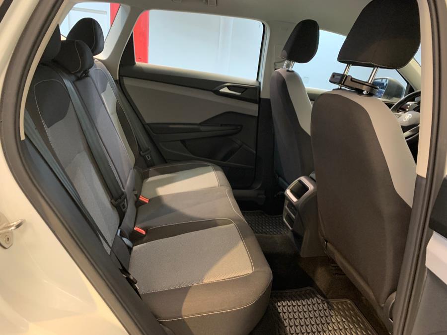 2023 Volkswagen Taos S FWD photo