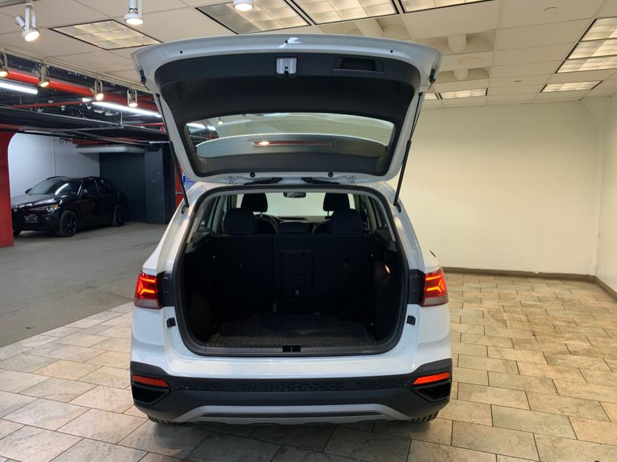 2023 Volkswagen Taos S FWD photo