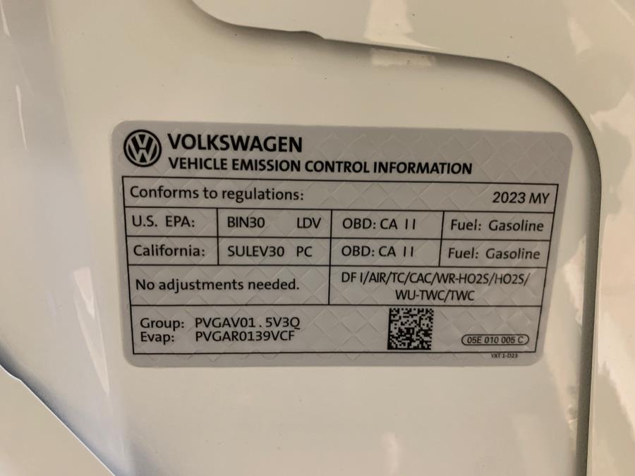 2023 Volkswagen Taos S FWD photo