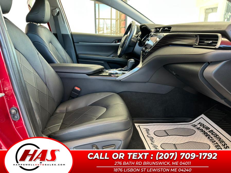 2019 Toyota Camry XLE Auto (Natl) photo