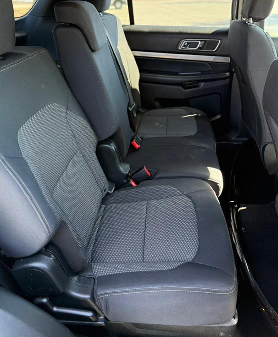 2019 Ford Explorer XLT 4WD photo