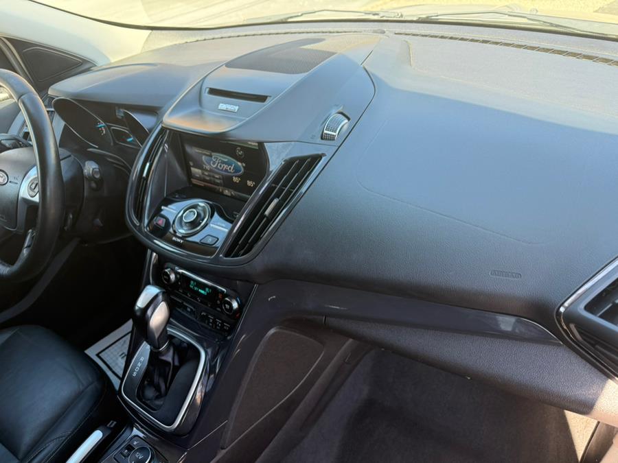 2014 Ford Escape Titanium photo
