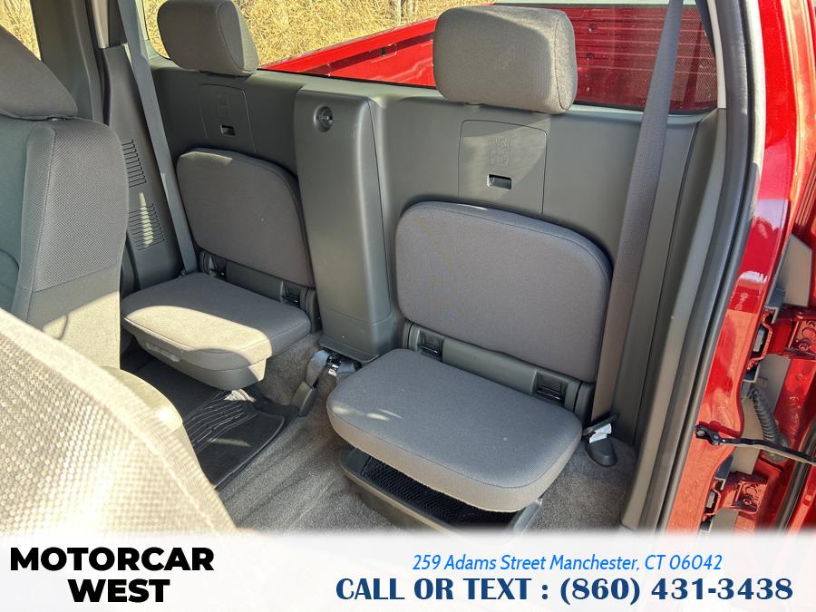 2016 Nissan Frontier 2WD King Cab I4 Manual S photo