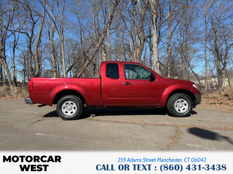 2016 Nissan Frontier 2WD King Cab I4 Manual S photo