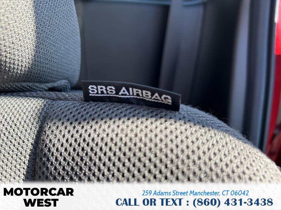 2016 Nissan Frontier 2WD King Cab I4 Manual S photo