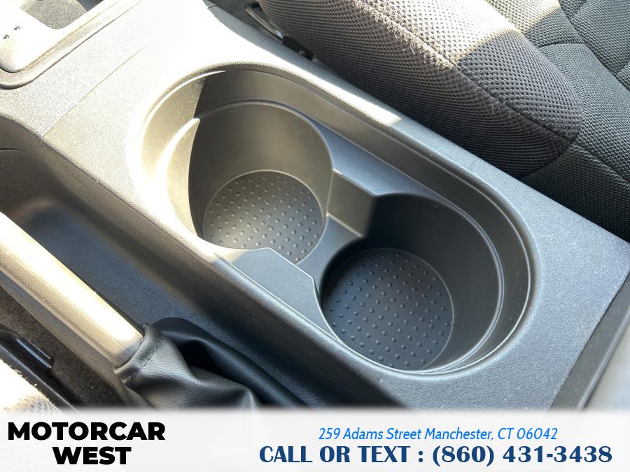 2016 Nissan Frontier 2WD King Cab I4 Manual S photo