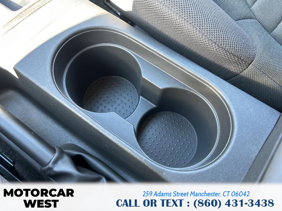 2016 Nissan Frontier 2WD King Cab I4 Manual S photo